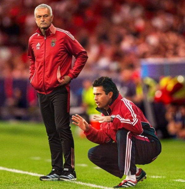 北京配资公司 罗马诺官宣！62岁穆里尼奥重返本菲卡+签约2年 21天相爱相杀大戏